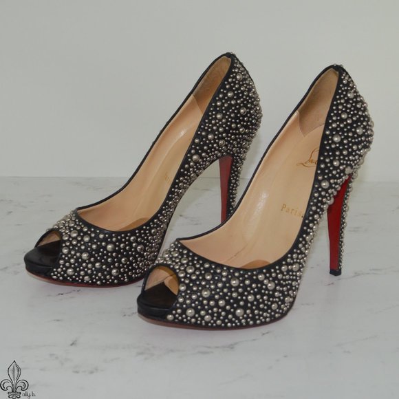 ❤Christian Louboutin Metal Studded Heels❤ - Picture 3 of 16